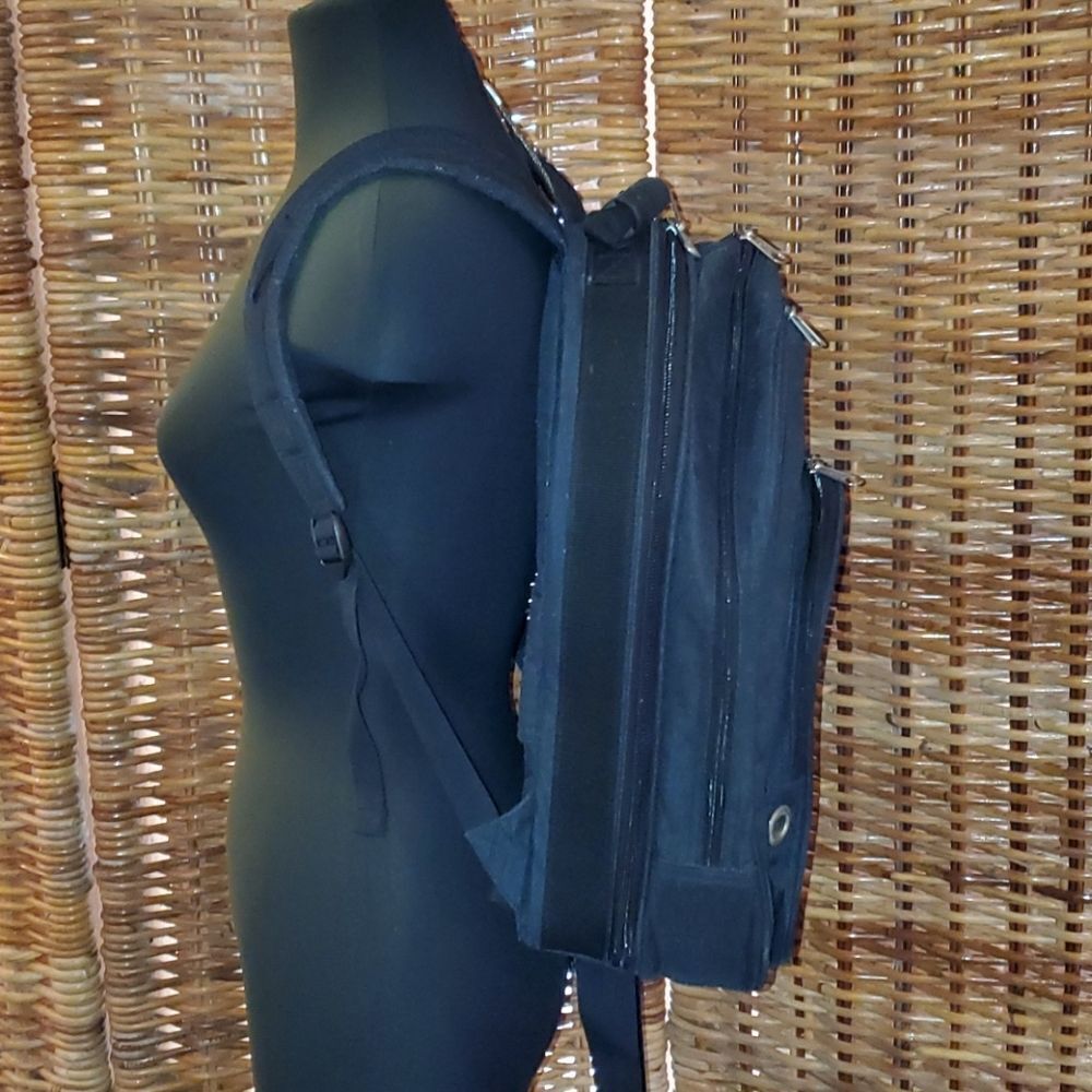 DaKine Laptop Backpack - Picture 3 of 11